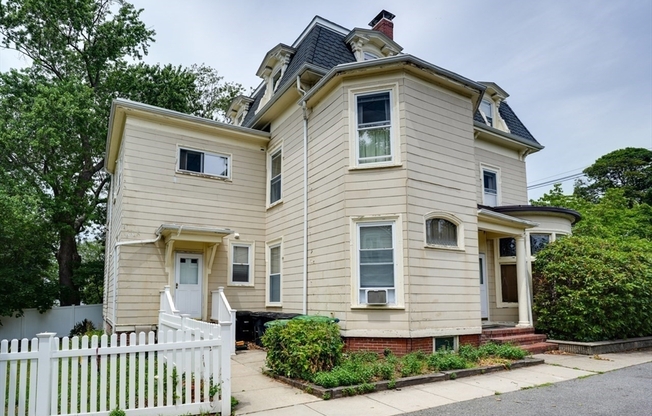 18 SMT AVE