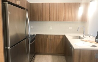1 bed, 1 bath, 814 sqft, $3,000, Unit 410