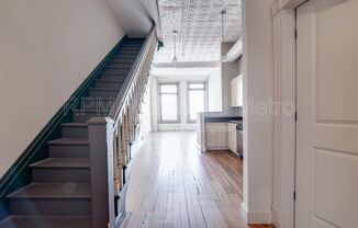 121 West Broad Street