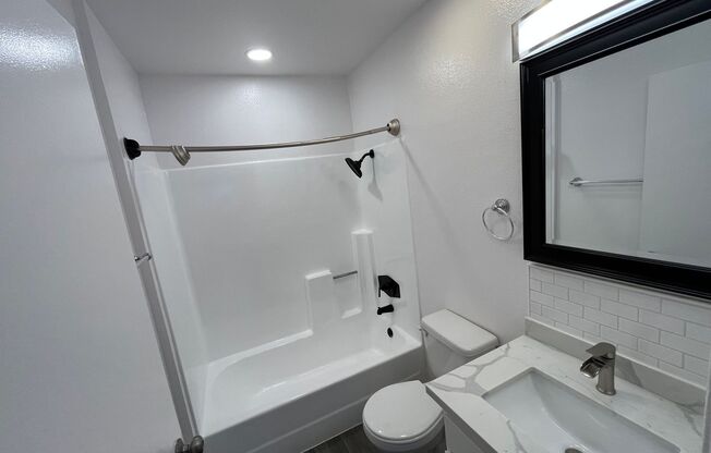 1 bed, 1 bath, 695 sqft, $1,648, Unit 326