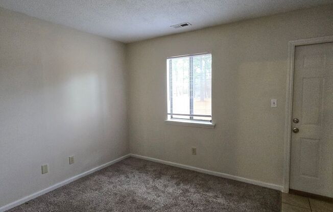 1 bed, 1 bath, 500 sqft, $925, Unit 1933