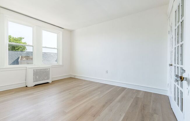 Studio, 1 bath, 375 sqft, $1,050, Unit C7