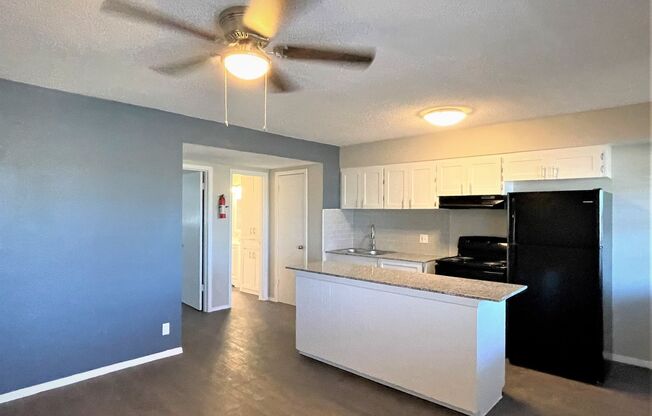 1 bed, 1 bath, $750, Unit Concho Vista - Unit 8