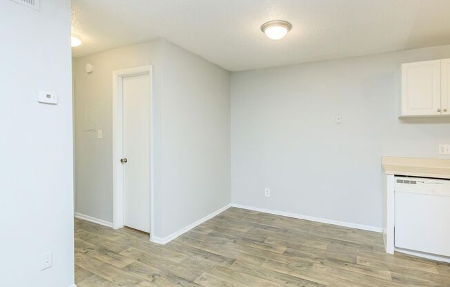 2 beds, 2 baths, 890 sqft, $1,500, Unit 01 - 020