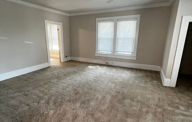 Beautiful 2/2 2nd floor unit for rent on 2nd street at Jacksonville Beach!