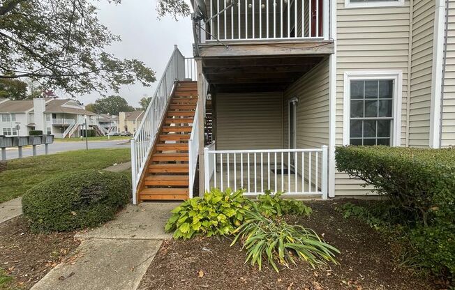 2 beds, 1 bath, $1,650