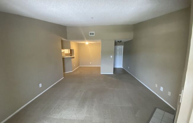 Large 1 Bedroom 1 Bath with fireplace and washer and dryer
