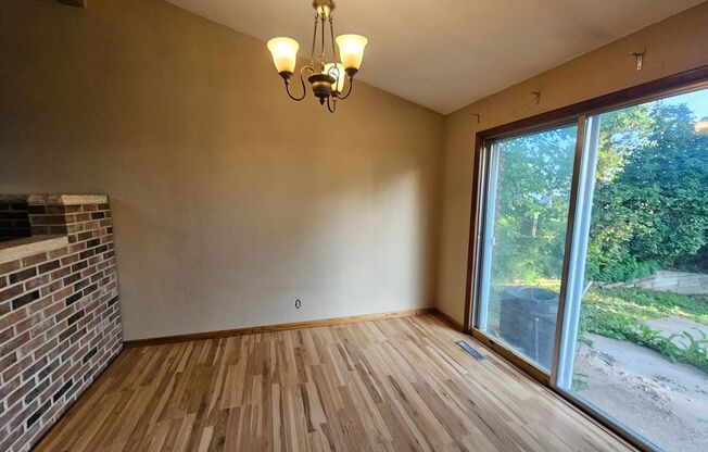 3 bedroom 2 bath with additional lower level family room in great NE location near I380