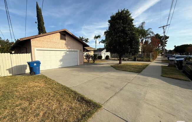 3 beds, 2 baths, 1,900 sqft, $3,500