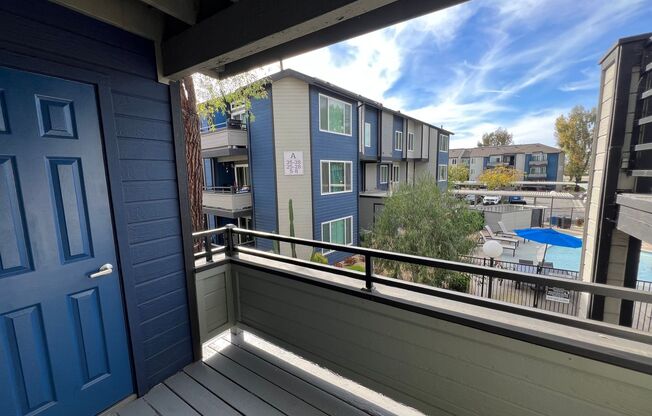 2 beds, 1 bath, 821 sqft, $2,760, Unit B027