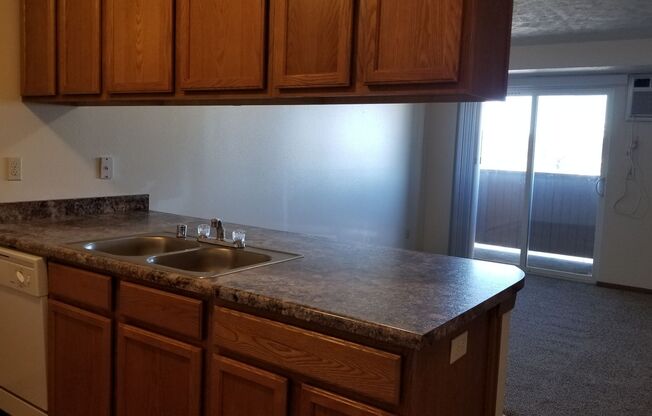 Pineridge Apartments