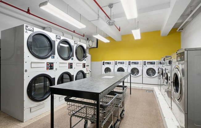Studio, , $3,700, Unit 8K