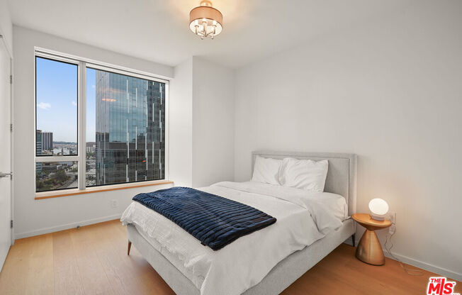 2 beds, 2 baths, 1,290 sqft, $4,900, Unit 2608