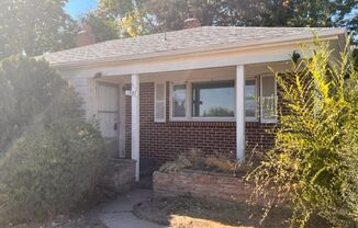 2 beds, 1 bath, $1,595