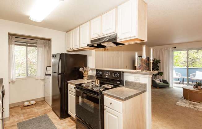 Welcome to King's Court | Apartments in Beaverton