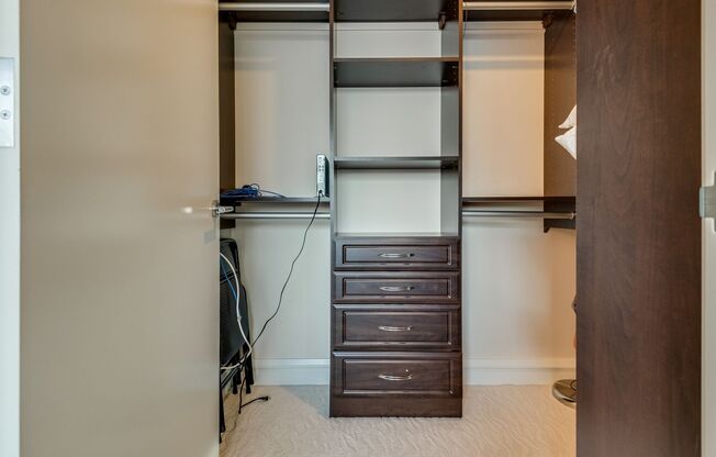 2 beds, 2 baths, $3,000, Unit Unit 3909