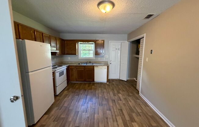 2 beds, 1 bath, 750 sqft, $1,045, Unit B-503D2