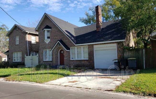 907 JASMINE PL