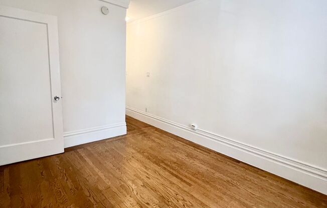 Studio, 1 bath, 400 sqft, $1,695, Unit #21