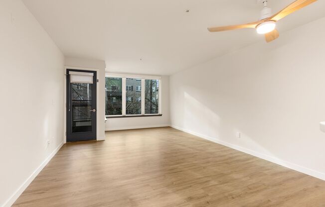 1 bed, 1 bath, 634 sqft, $2,345, Unit 309