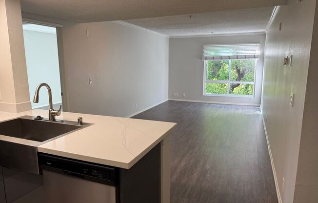 2 beds, 2 baths, 973 sqft, $3,100, Unit 416