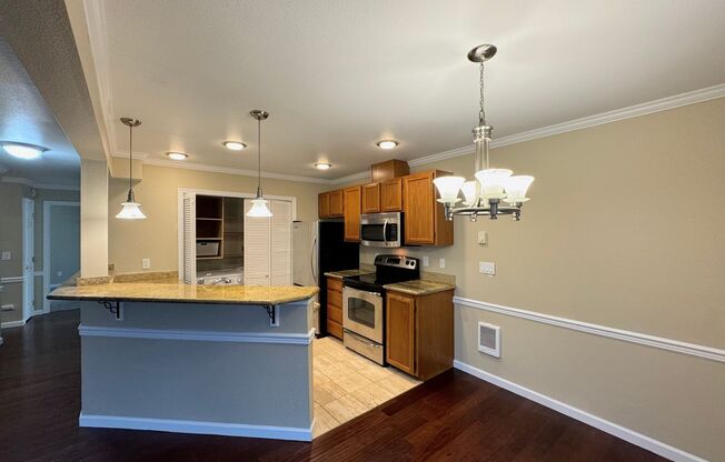 2 beds, 2 baths, $1,957