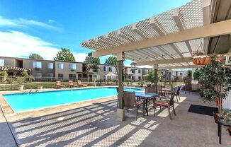 Spacious 2 Bedroom Apartments at The Courtyards in El Cajon