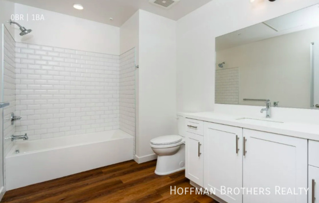 Studio, 1 bath, $1,950