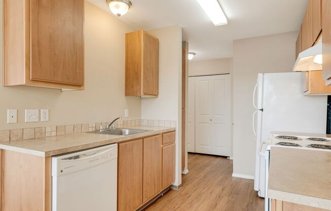 2 beds, 2 baths, 1,015 sqft, $1,650, Unit 1236-304