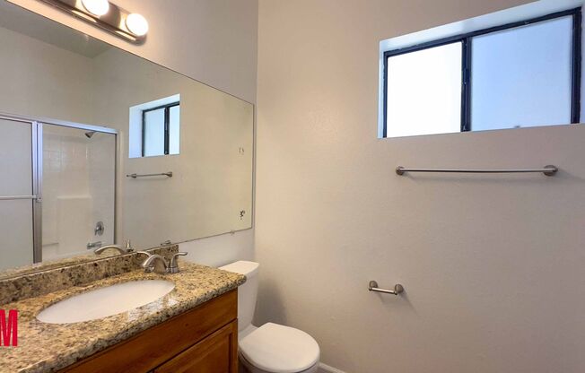 2 beds, 2 baths, $2,599, Unit 4