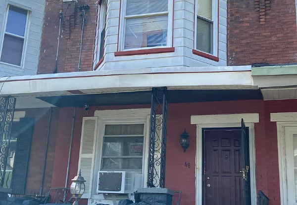 48 N ROBINSON ST