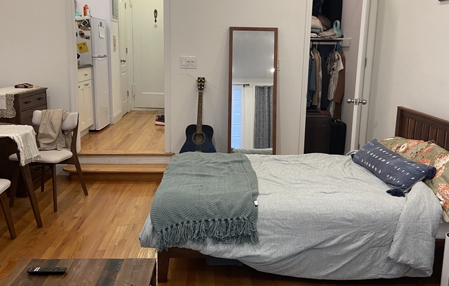 Studio, 1 bath, $3,100, Unit 1D