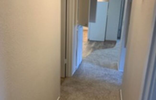2 beds, 2 baths, 925 sqft, $1,595, Unit 7475 Stockton Blvd #59