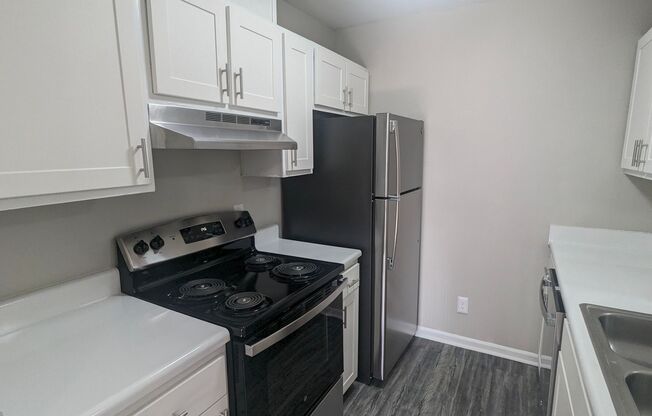 1 bed, 1 bath, 652 sqft, $950, Unit 2906H