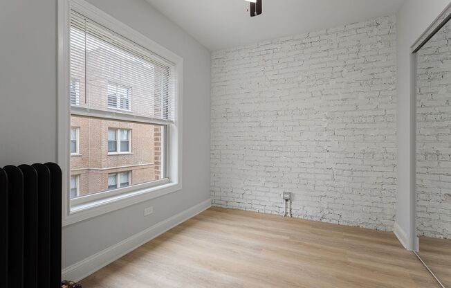 2 beds, 1 bath, 561 sqft, $2,100, Unit 1629-2C