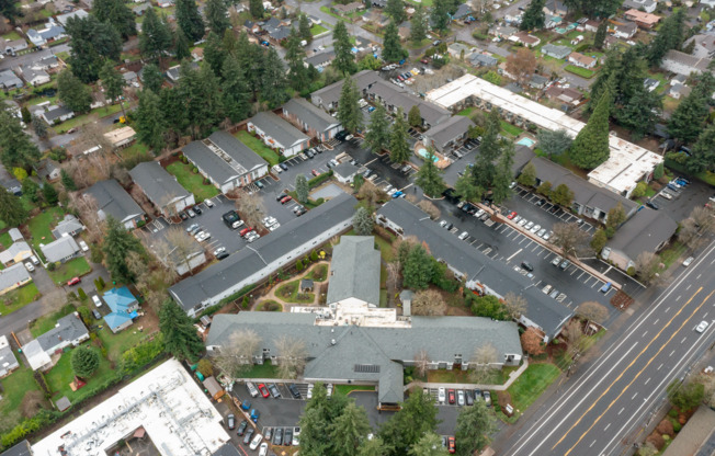 ONE MONTH FREE! Sagewood Estates | Pet-Friendly 1 & 2 Bedroom Apartments in NE Portland