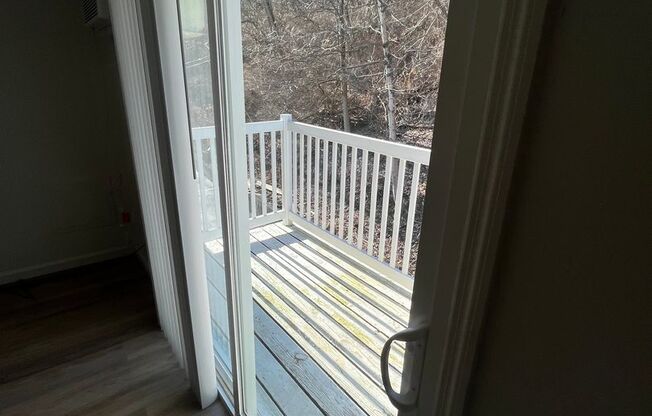 2 beds, 1 bath, 685 sqft, $1,250, Unit 111-211