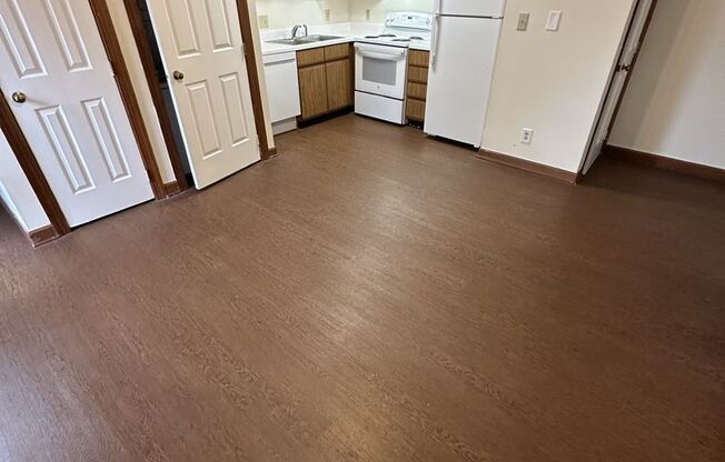 1 Bedroom 1 Bathroom Condo!