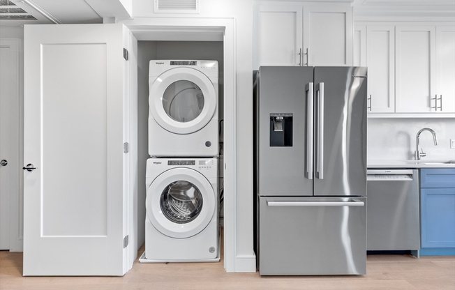 1 bed, 1 bath, 663 sqft, $2,650, Unit 301