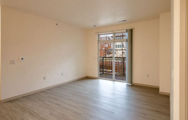 2 beds, 2 baths, 941 sqft, $1,545, Unit 626-202