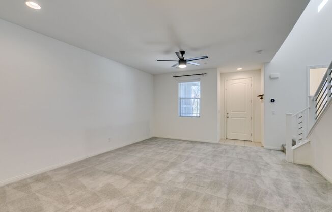 3 beds, 2.5 baths, $1,895