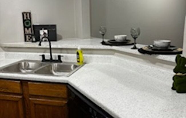 2 beds, 2.5 baths, 1,314 sqft, $1,040, Unit 1503