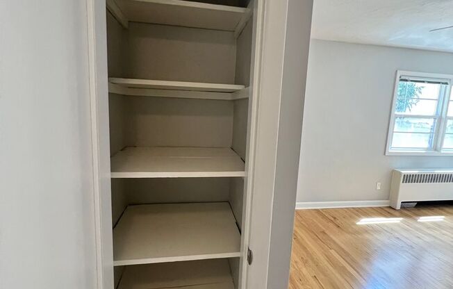 1 bed, 1 bath, 607 sqft, $1,425, Unit 410