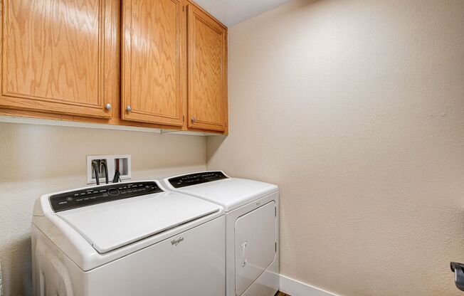 2 beds, 2 baths, $3,050