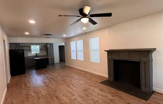 2 beds, 2 baths, $1,500