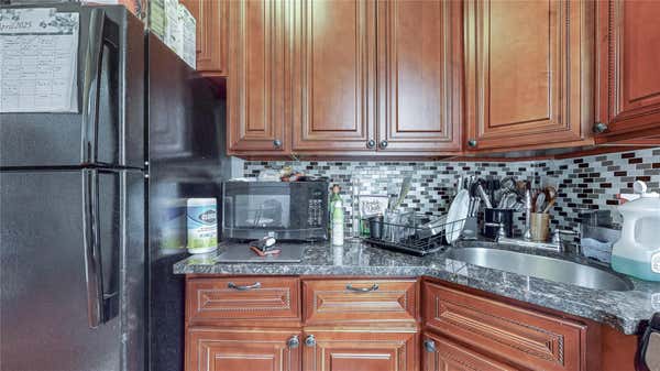 224 HIGHLAND BLVD