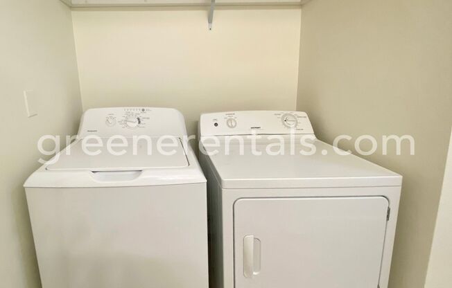 2 beds, 2 baths, 1,050 sqft, $1,725, Unit 1421-104