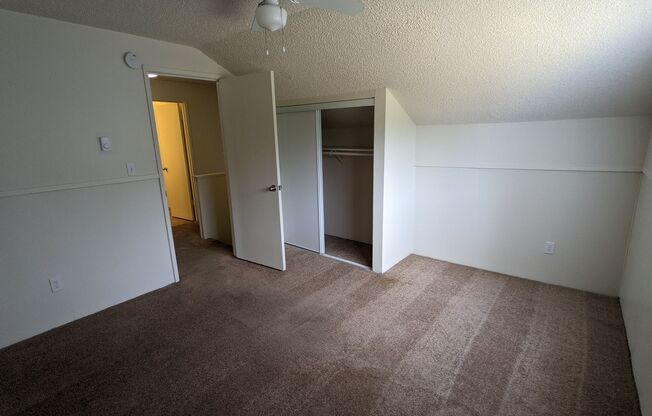 3 beds, 1.5 baths, 1,500 sqft, $1,995, Unit 2802-5