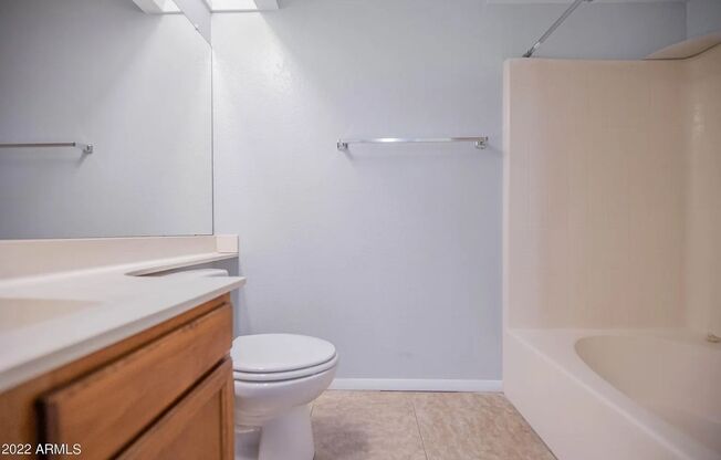 2 beds, 2 baths, $1,695, Unit UNIT 115