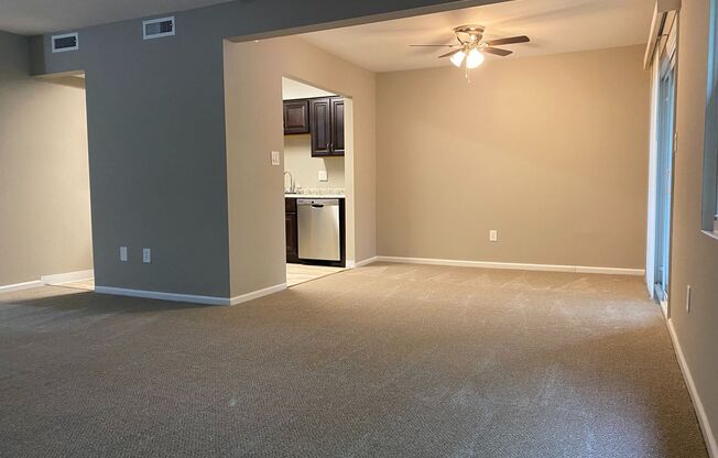 2 beds, 1 bath, 925 sqft, $1,485, Unit 75A